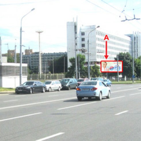 Сторона А - Минск, ул. Суражская (между выходами метро ч з дорогу от ж.д.)