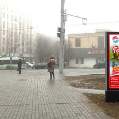 В5 - Минск, ул. Кальварийская, 24 (ТЦ Корона) слева первый