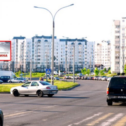 Сторона В - Минск, ул. Жиновича - ул. Гаруна (через дорогу от д. №1)